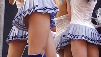 Teen Cheerleader Girlfriends!